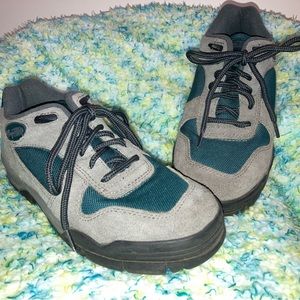 90’s Vasque women’s hiking shoe